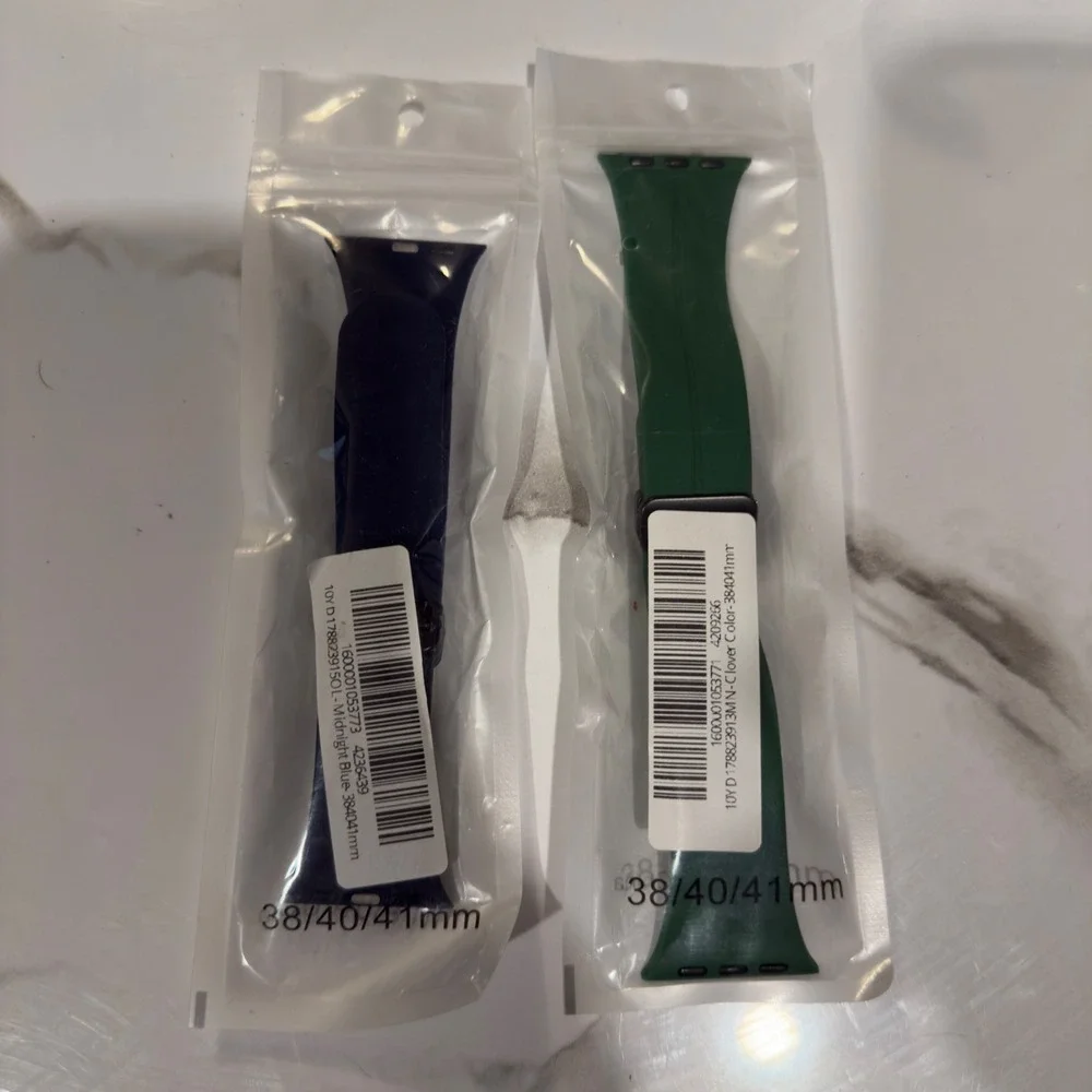Lot of 2 Silicone Watch Bands for Apple Watch 38/40/41mm Midnight Blue Clover